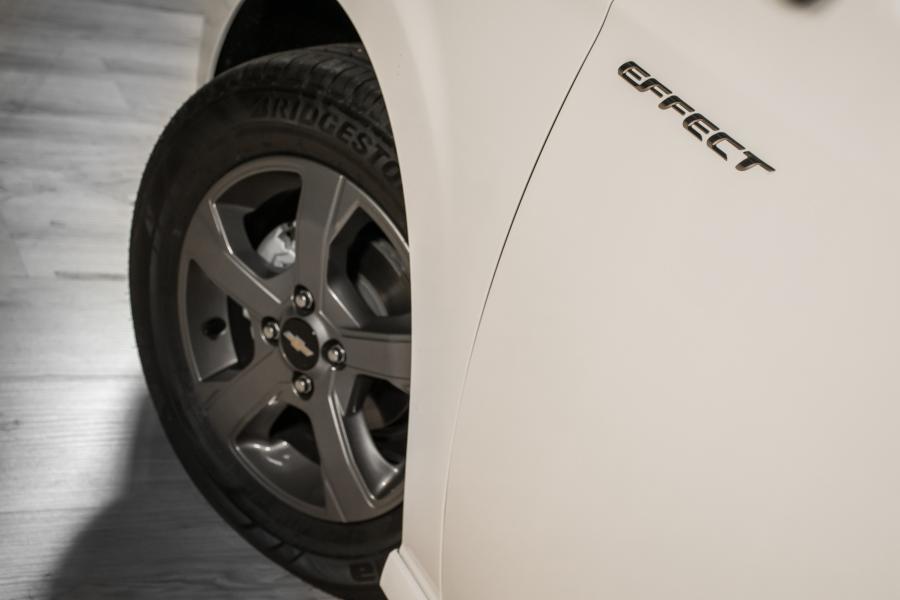 Детали экстерьера Chevrolet Onix Effect 2017 года  (фото 7 из 13)